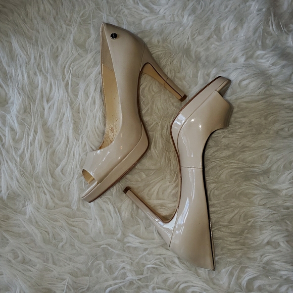 Calvin Klein Heels size 5.5 - Picture 1 of 5